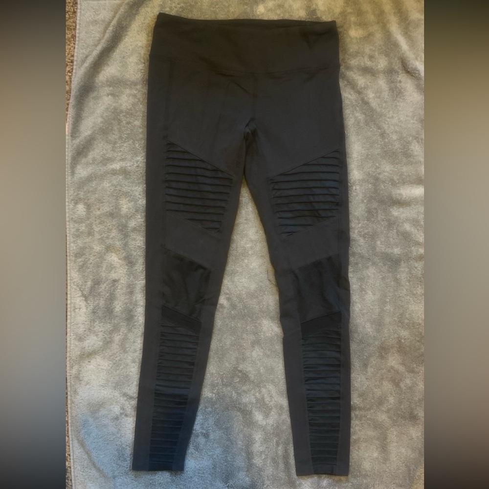 ALO yoga leggings